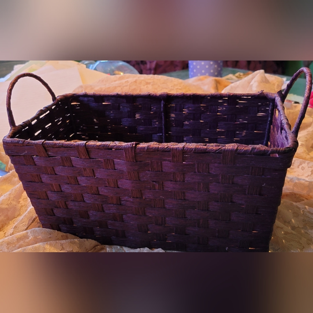 Silverware basket